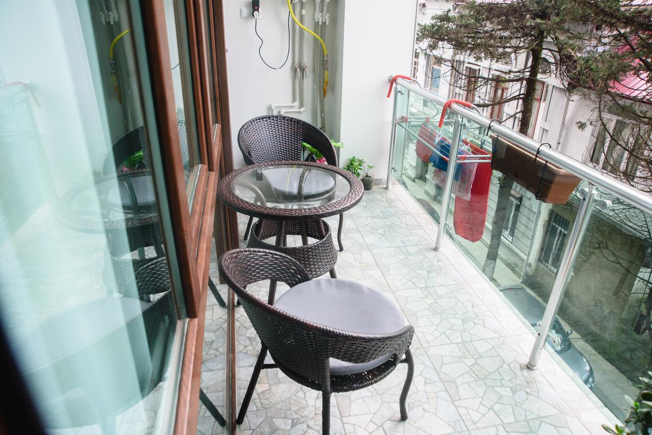 Boulevard Apartment Batumi Esterno foto