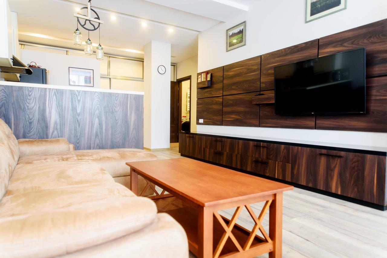 Boulevard Apartment Batumi Esterno foto